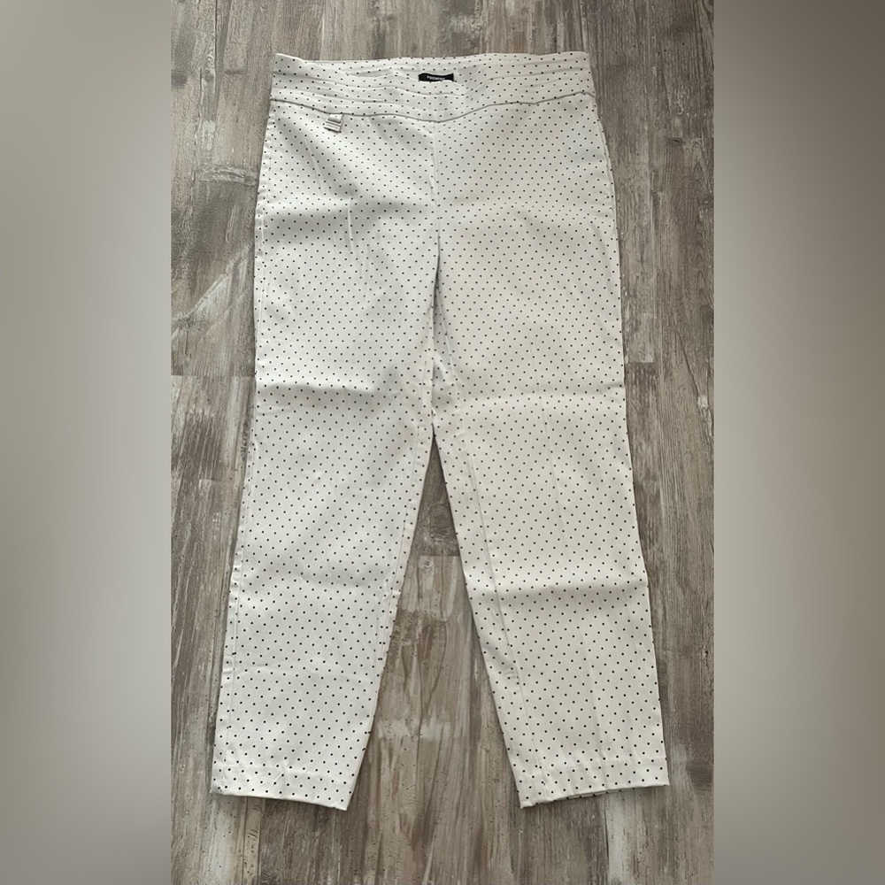 Capris, brand Premise, size large, white/black polka dots